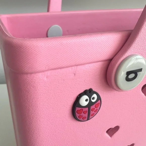 Limited Edition “Pink Hearts Valentine” Bogg Bag - Picture 7 of 10